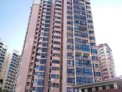 -东荟城名店仓
