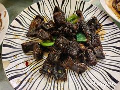 生爆鳝背-梅龙镇酒家(南京西路总店)