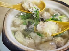 -小许三鲜砂锅馄饨店(家多乐烟酒店)