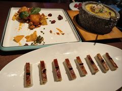 脆皮松板肉配冲冲卷-映水芙蓉(长宁来福士店)