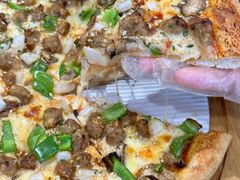 炭烤牛肉披萨-魏斯理汉堡(西安沣东吾悦店)