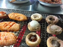 -马路牙子地桌烤肉(工体店)