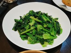 -香山湖家家宴(中山陵店)