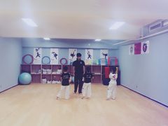 -嗨动跆拳道体能馆(菜百店)