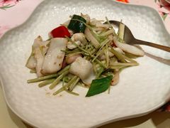 红葱炒鱿鱼-惠食佳(滨江大公馆店)