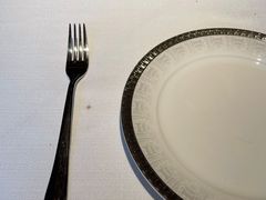 -Mogul Eatery·大亨餐酒馆