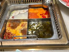 -巴渝瓦肆重庆鲜火锅(宝龙环湖店)