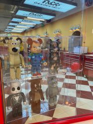 -Devilhands Barbershop男士理容店