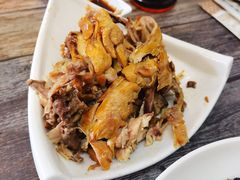 必吃熏鸡架-华记五味熏酱面馆(五里河店)