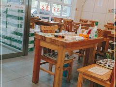 大堂-余丞记川渝面馆(云峰店)