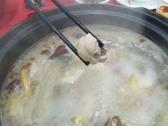 -花苑美食横琴生蚝火锅(拱北粤华路店)