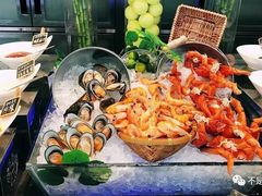 -圣丰索菲特·2 On 988 Café 自助餐厅