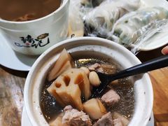 莲藕炖排骨汤-琦记丰顺捆粄(蛇口店)