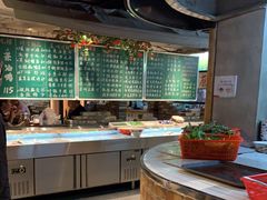 自助取餐区-湘村小灶·地道长沙菜·本地人优选(万家丽路店)