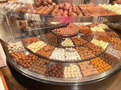 -Laderach 莱德拉(上海环贸iapm店)