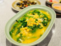 豌豆黄浸豌豆尖-半山腰·云南菜(侨福芳草地店)