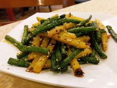 -维吾尔餐厅(宜山路店)