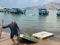 -那琴半岛地质海洋公园