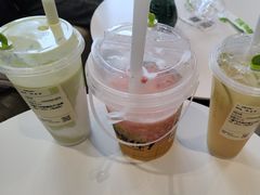 -奈雪的茶(优特汇店)