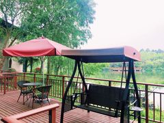 -上海怡沁园度假酒店