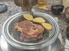 -啊美丽炭火烤肉(滑翔一店)