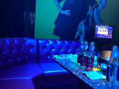 -UK派对KTV(日月广场店)