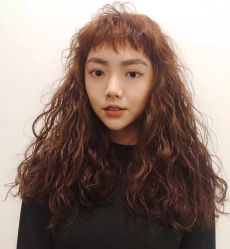 -MYYF SALON烫发染发