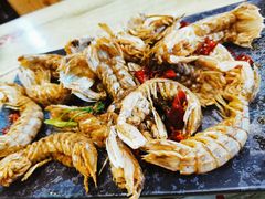 -老东镇啤酒屋海鲜加工·蒸汽海鲜·海鲜烧烤(台东店)