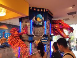 -乐高品牌旗舰店(人民广场店)