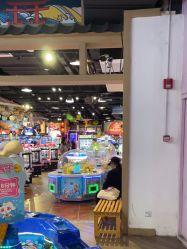 -卡通尼乐园(新达汇三林店)