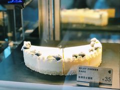 丝滑芝士蛋糕-DECAMERON十日谈(卓悦汇店)