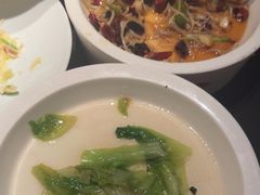 -鸽子侯·家宴·平价海鲜(市图书馆店)
