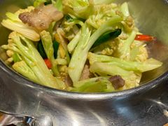 -隔壁老王·家常云南菜(花巷店)