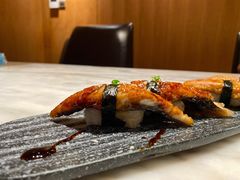 活鳗鱼手握-月下料理(楷林IFC店)