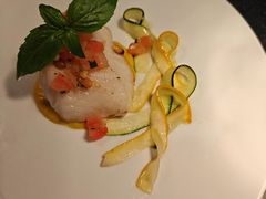 -AZUR聚(香格里拉饭店)