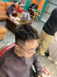 -鸿運 BARBER SHOP男士理发馆