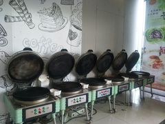 等位区-长发西饼(临顿路店)