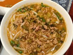 小锅米线-蝴蝶泉宾馆-中餐厅