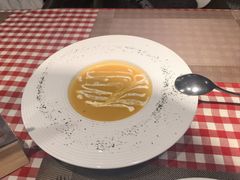 -自然食集西餐厅(泰晤士小镇店)