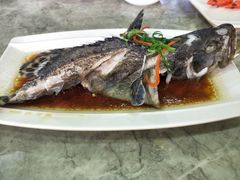 -四川小胡子海鲜(丁村万人海鲜广场店)