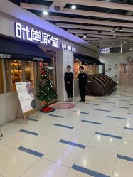 -时尚殿堂明星门店
