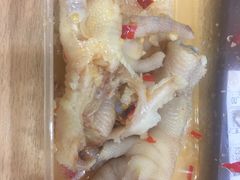 拆骨凤爪-狗撵鸭(泰山公寓店)