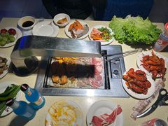 -鑫海汇烤肉海鲜自助(滨江道店)