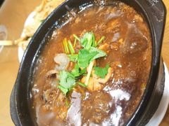-三鞭一花·独一处·元英砂锅(海光寺店)