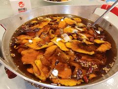 -鑫巴蜀小镇 · 水煮鱼专研店(玉桥店)