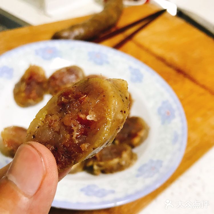 嚼啊嚼很有嚼劲的自家香肠