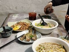 -小河无名面馆