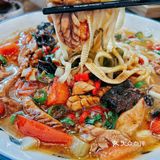 梅林宝藏面馆｜9块钱一大碗鸡丝鸡汤面！味道绝绝子