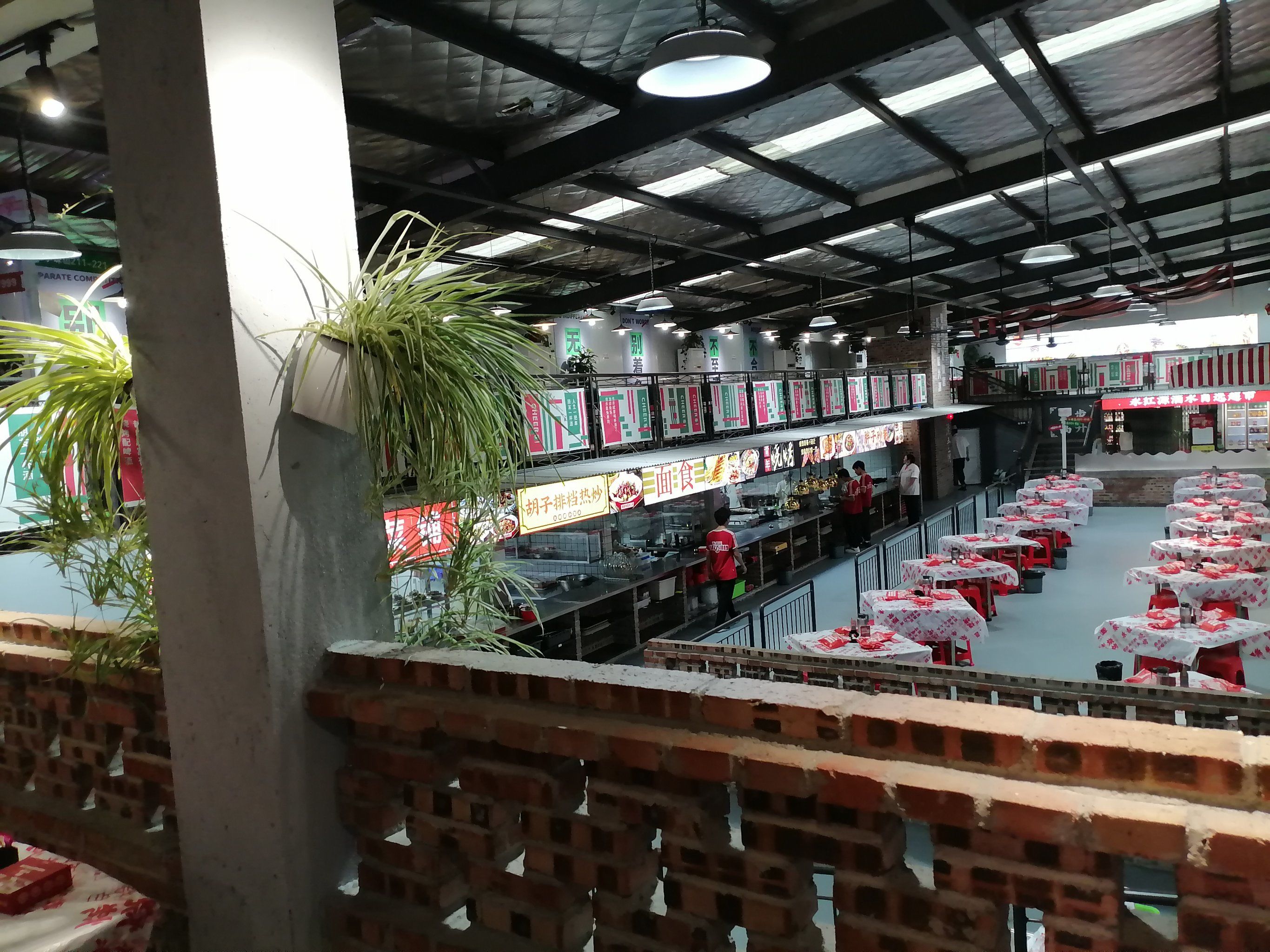 永红源海鲜大排档丨鲜啤丨新鲜海鲜食材