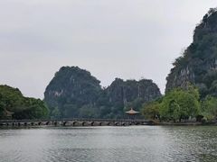 -星湖旅游景区七星岩